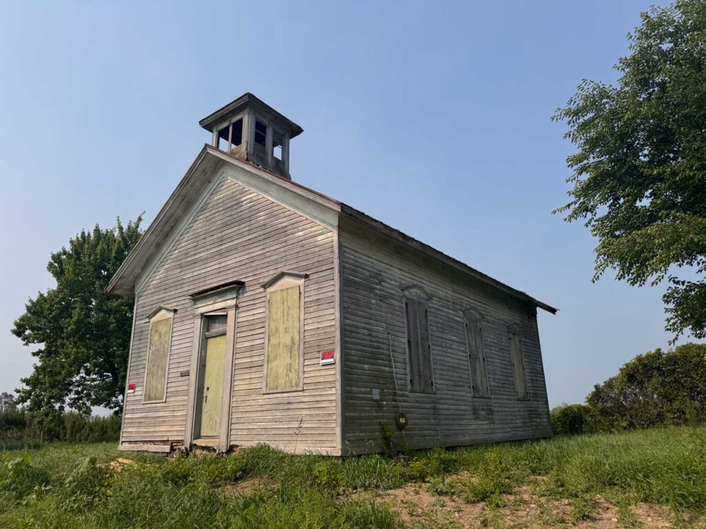Thorington Schoolhouse Move 1